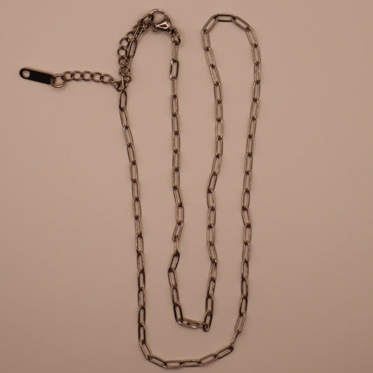 Silver Dainty Paperclip Necklace